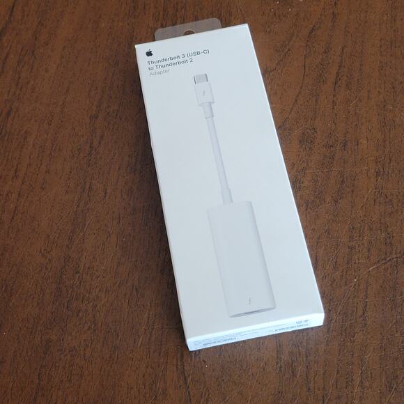 Apple Thunderbolt 3 USB-C to Thunderbolt 2 Adapter A1790 - MMEL2AMA New - Picture 1 of 9